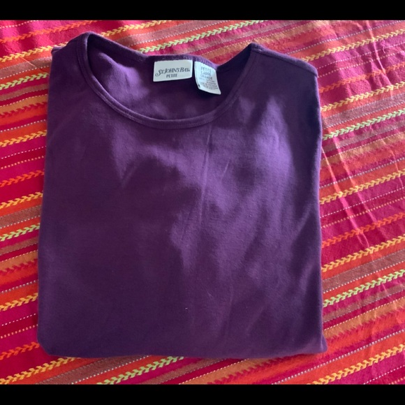 Long sleeve blouse.  Great for fall, winter spring and cool summer’s eve! - Picture 2 of 4